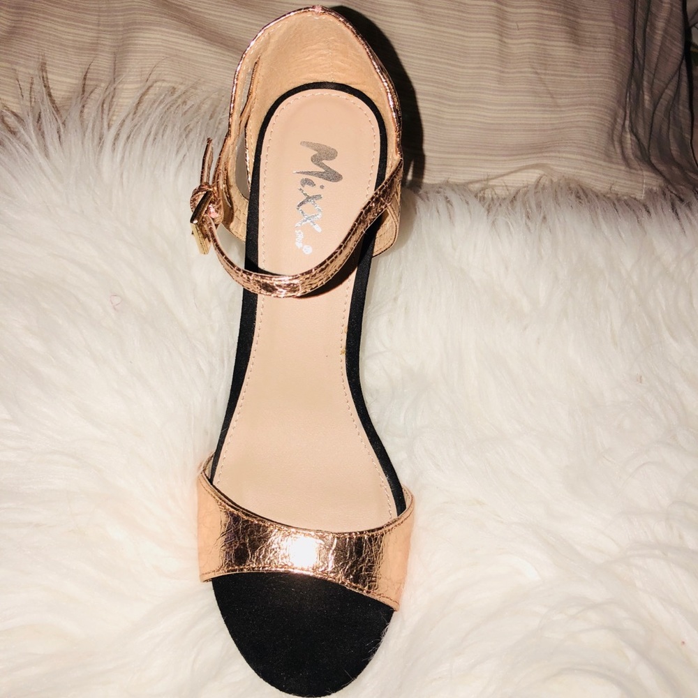 Heel Dress